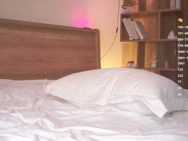 HollieDurand's BongaCams show and profile