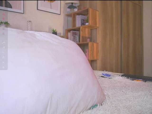 HollieDurand live cam on BongaCams