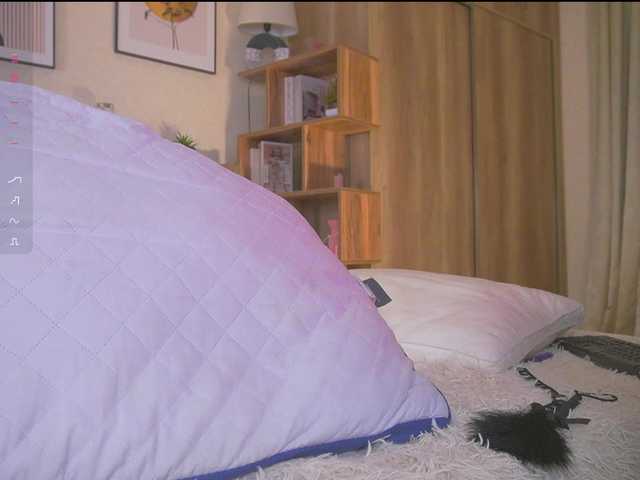 HollieDurand live cam on BongaCams