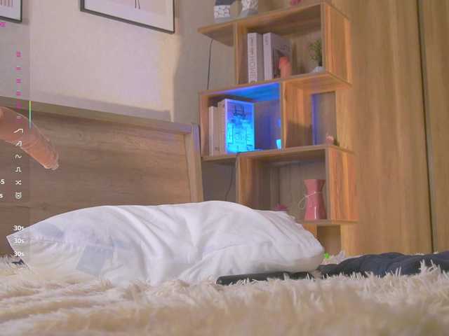 HollieDurand live cam on BongaCams