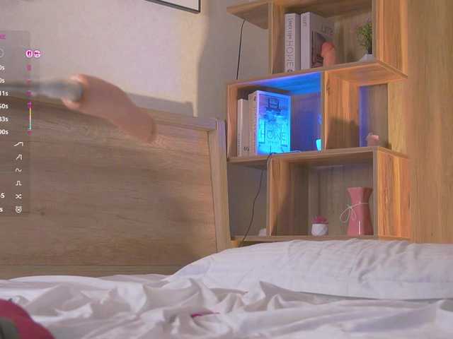 HollieDurand live cam on BongaCams