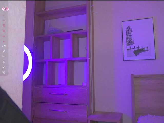 HollieDurand live cam on BongaCams