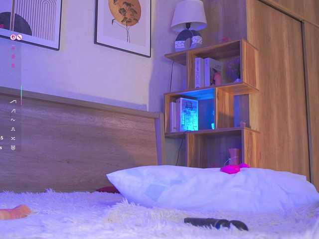 HollieDurand live cam on BongaCams