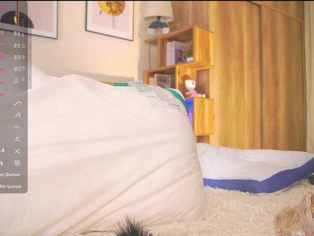 HollieDurand live cam on BongaCams