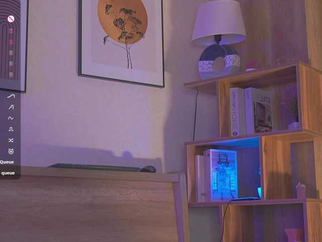 HollieDurand live cam on BongaCams