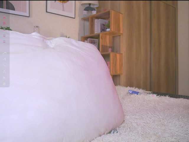 HollieDurand live cam on BongaCams