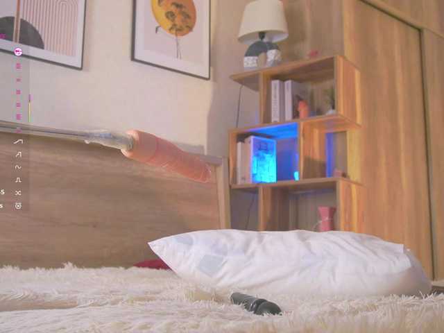HollieDurand live cam on BongaCams