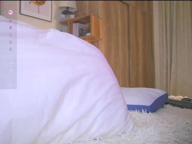 HollieDurand live cam on BongaCams