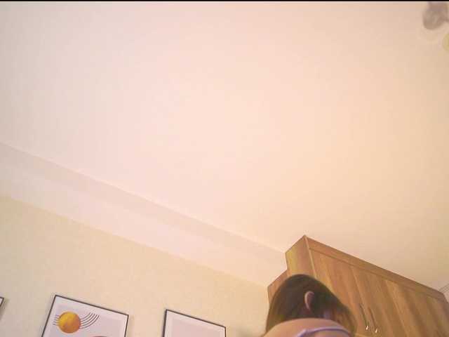 HollieDurand live cam on BongaCams