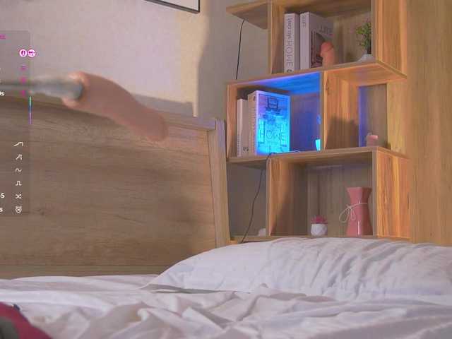 HollieDurand live cam on BongaCams