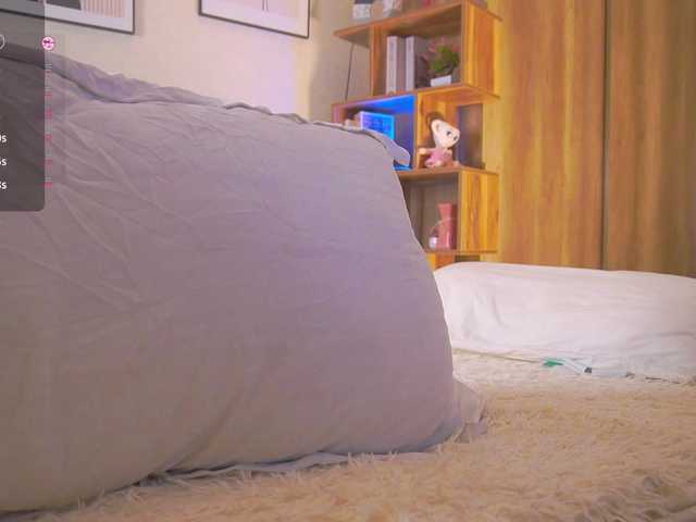 HollieDurand live cam on BongaCams