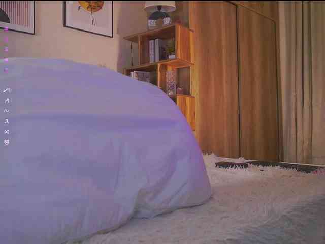 HollieDurand webcam