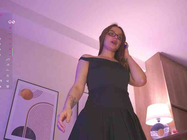 HollieDurand webcam