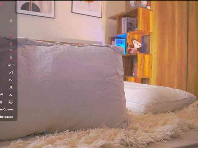 HollieDurand webcam
