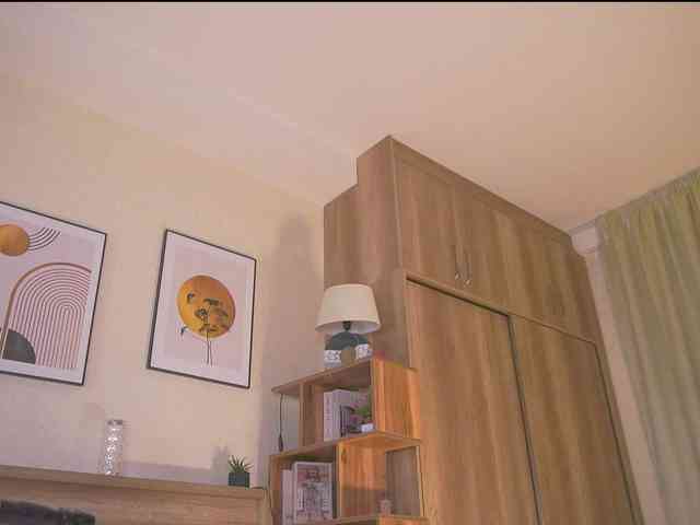 HollieDurand webcam