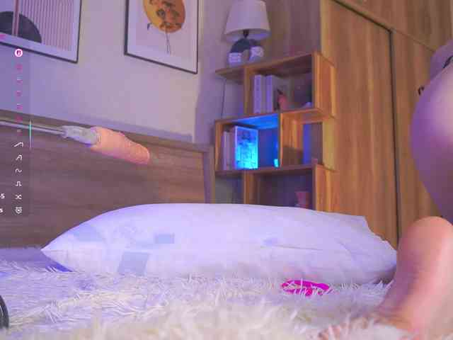 HollieDurand webcam