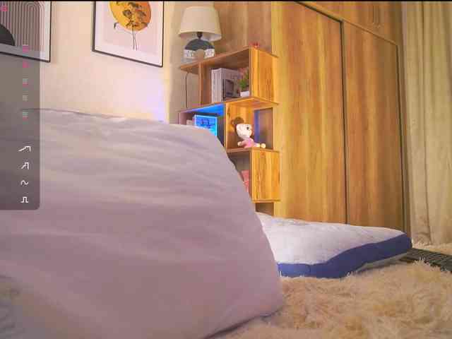 HollieDurand webcam