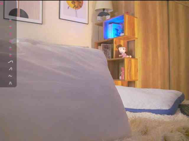 HollieDurand webcam