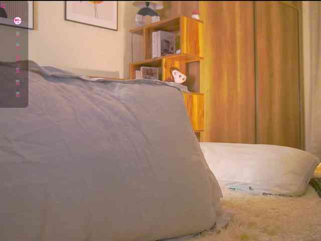 HollieDurand webcam