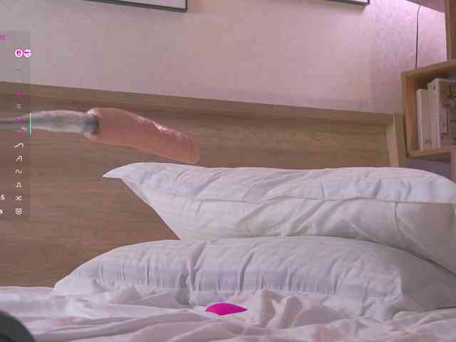 HollieDurand webcam