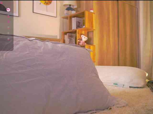 HollieDurand webcam