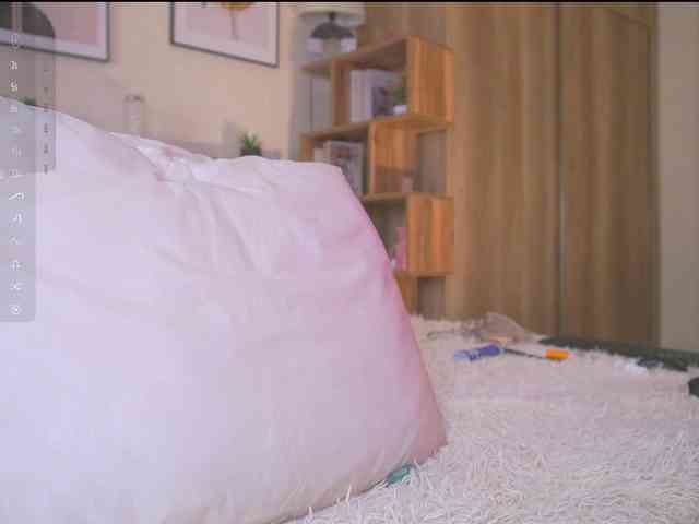HollieDurand webcam