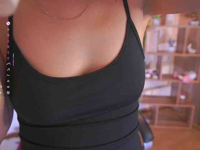 HollieDurand webcam