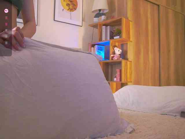 HollieDurand webcam