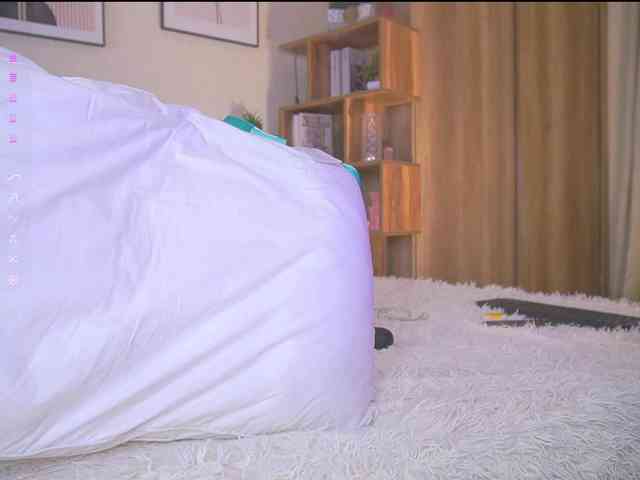 HollieDurand webcam