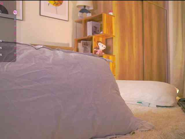 HollieDurand webcam