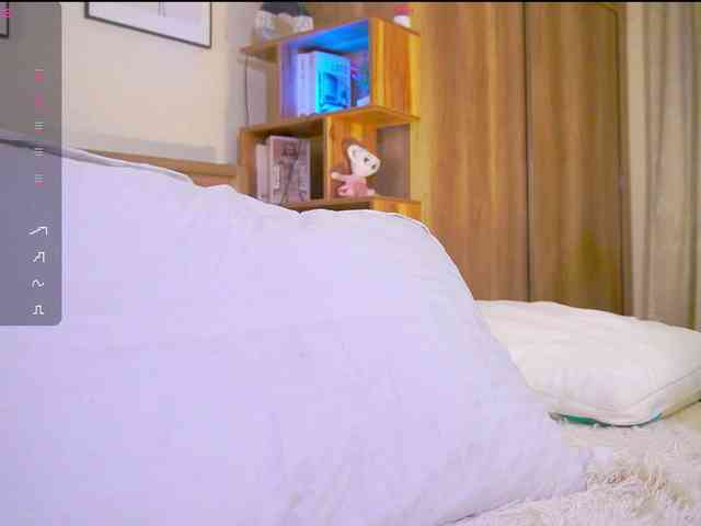 HollieDurand webcam