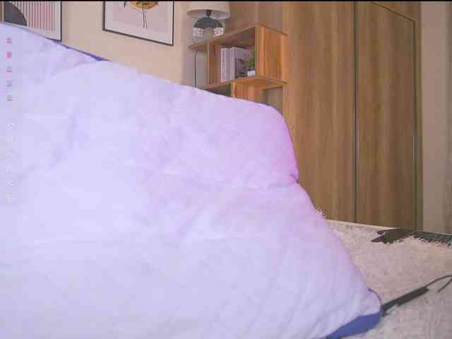 HollieDurand webcam