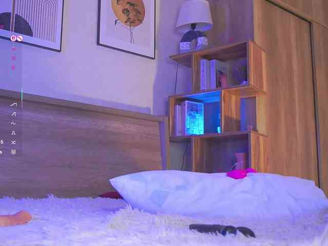 HollieDurand webcam