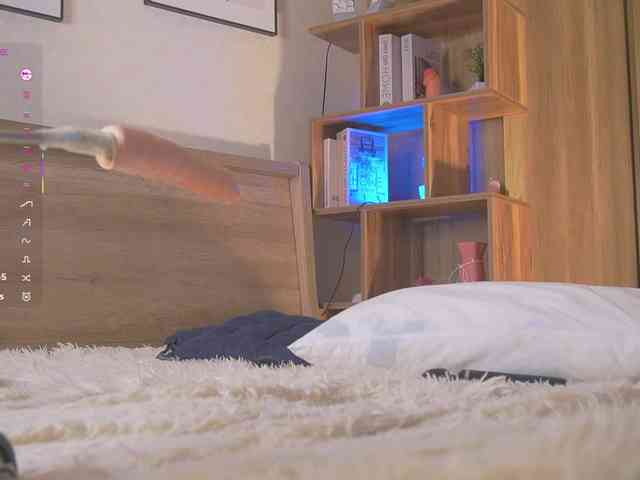 HollieDurand webcam