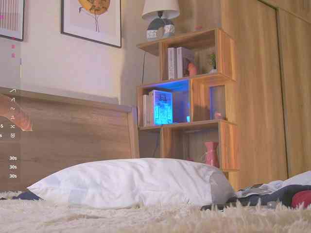 HollieDurand webcam