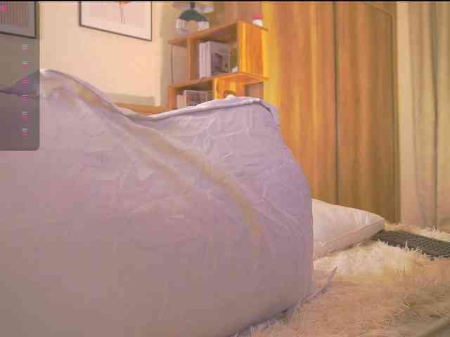HollieDurand webcam
