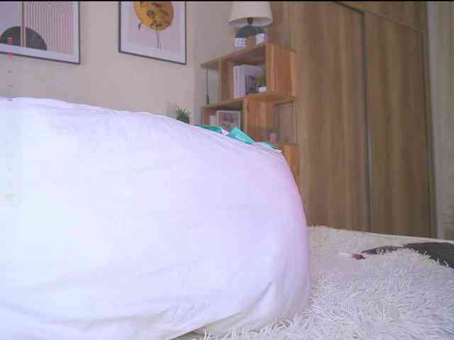 HollieDurand webcam