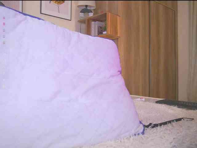 HollieDurand webcam