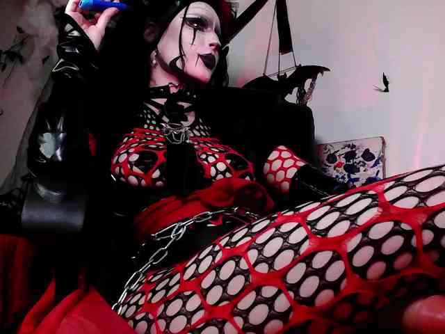 Devil-Imperatrix-Mazakin webcam