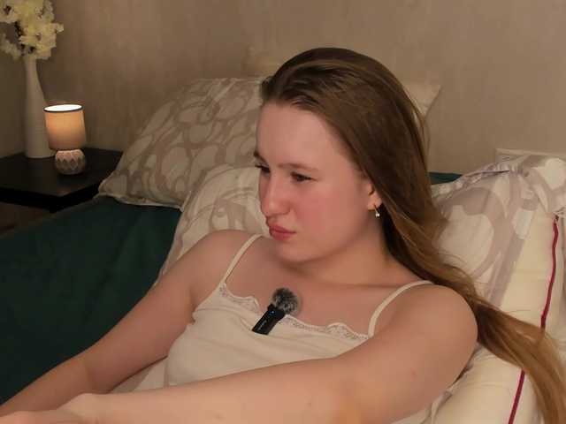 Candy-Cansew live cam on BongaCams
