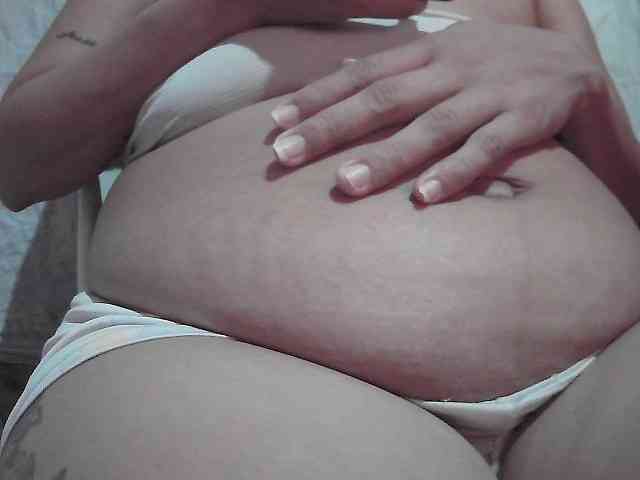 Mia_Laura webcam