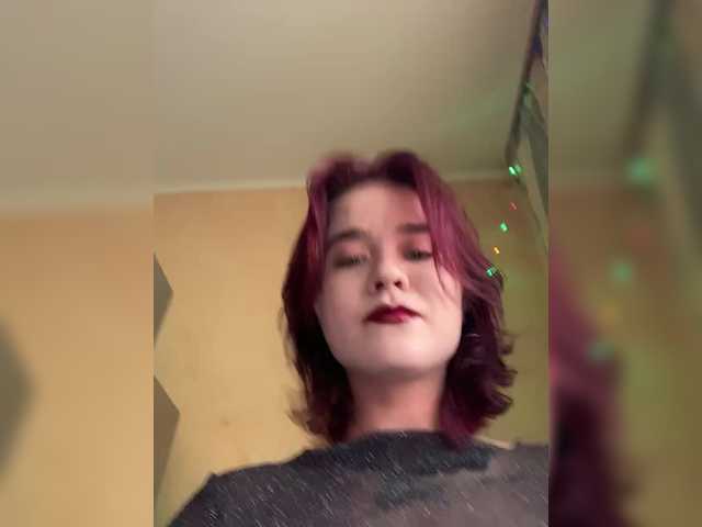 Mia-sweet's BongaCams show and profile