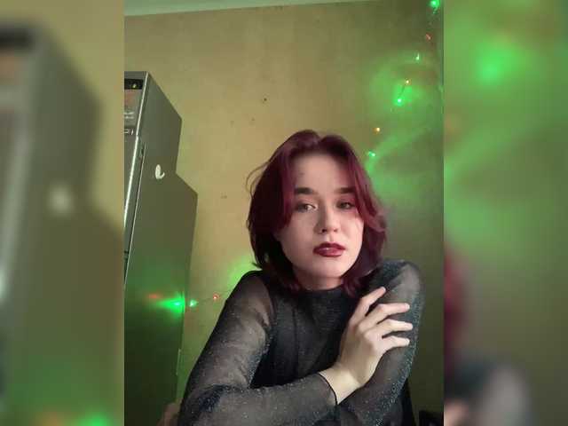 Mia-sweet's BongaCams show and profile