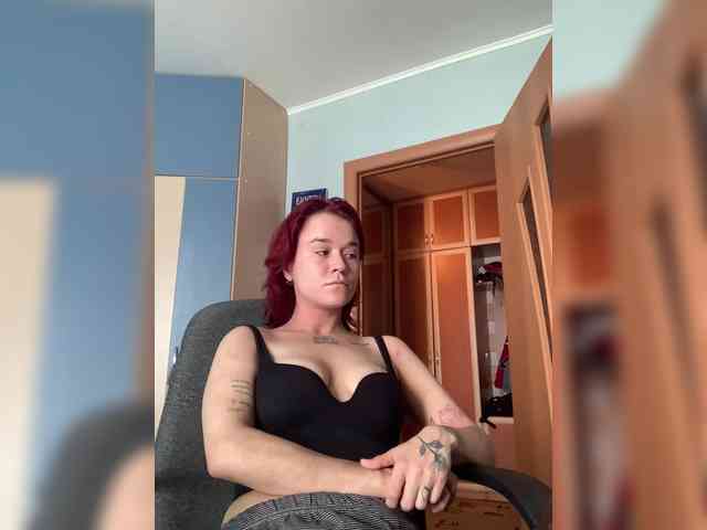 Mia-sweet webcam