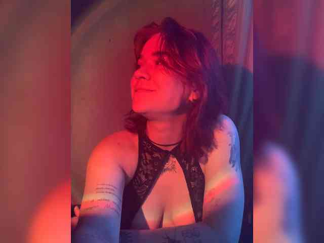 Mia-sweet webcam
