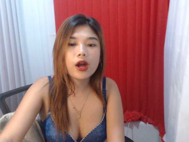 Janecumxx19 live cam on BongaCams