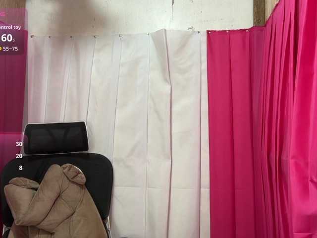 Janecumxx19 live cam on BongaCams