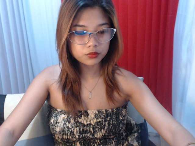 Janecumxx19 live cam on BongaCams