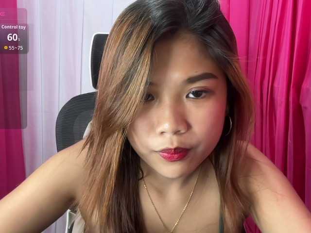 Janecumxx19 live cam on BongaCams