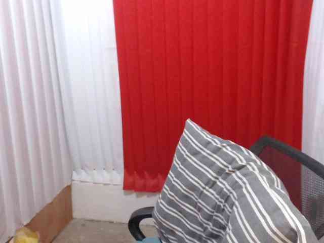 Janecumxx19 webcam
